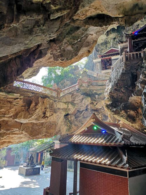 崆峒岩-崆峒岩风景区