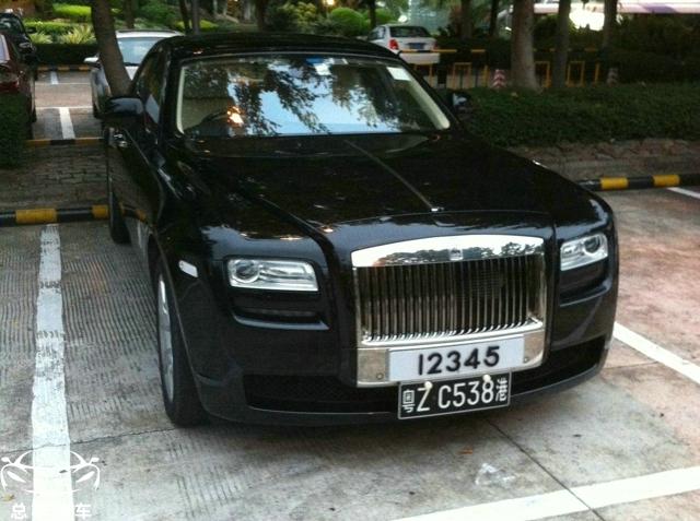 香港汽车为什么是黑色的（香港有什么车是黑色的）